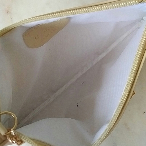 SALVATORE FERRAGAMO - logo cream small chain bag - Picture 6 of 7